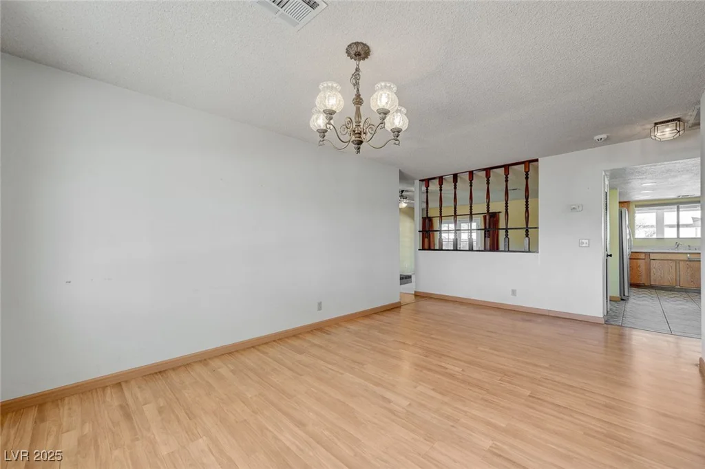 3716 Torrey Pines, Las Vegas, NV 89108