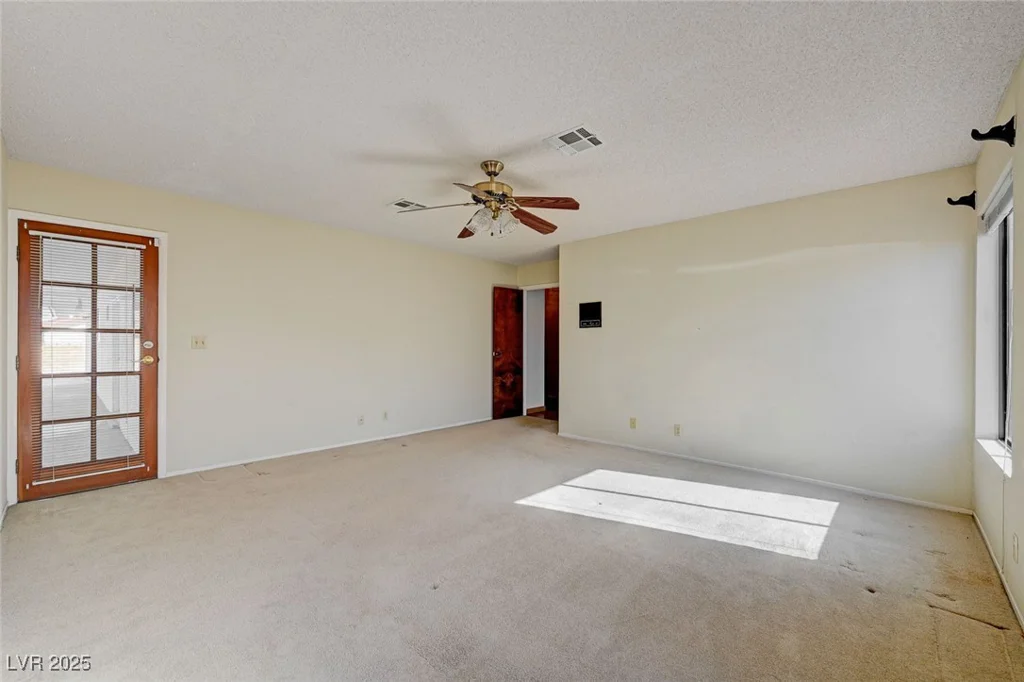 3716 Torrey Pines, Las Vegas, NV 89108