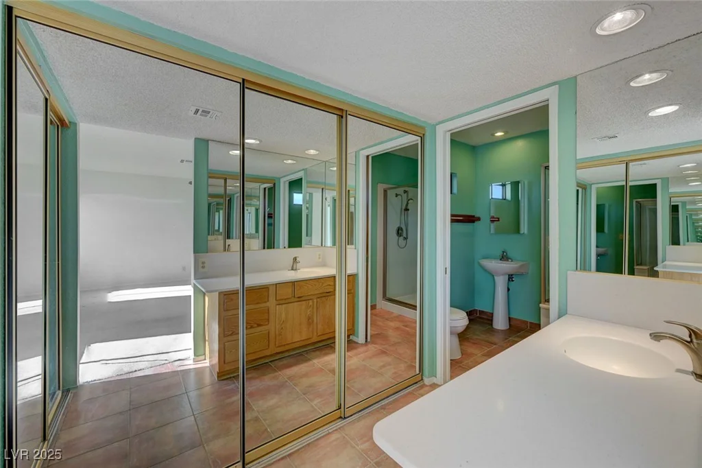 3716 Torrey Pines, Las Vegas, NV 89108