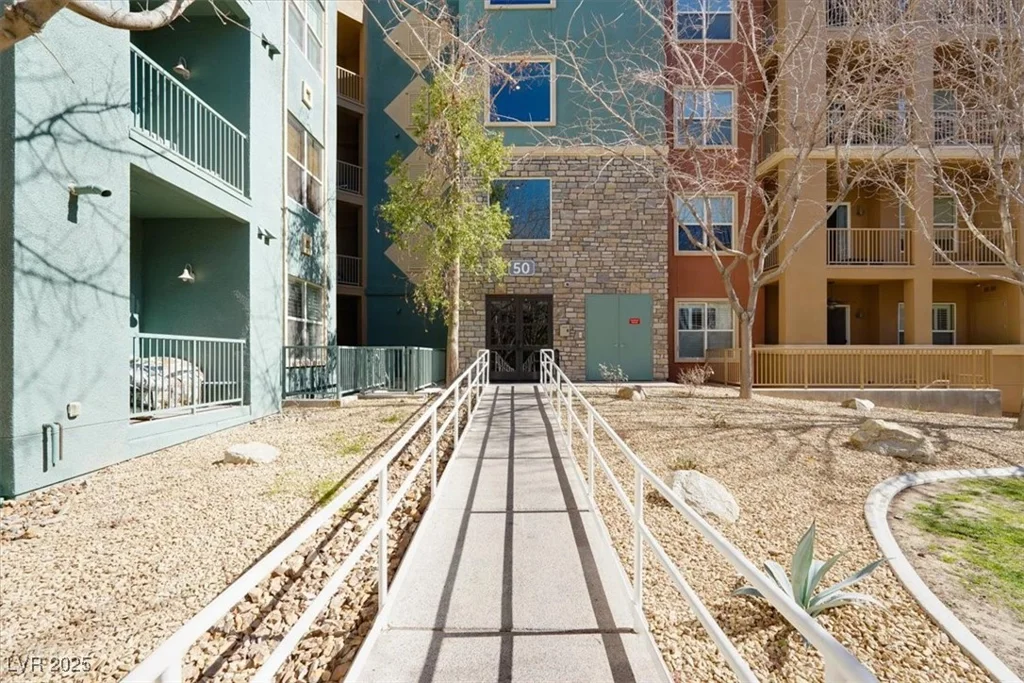 50 Serene, Las Vegas, NV 89123