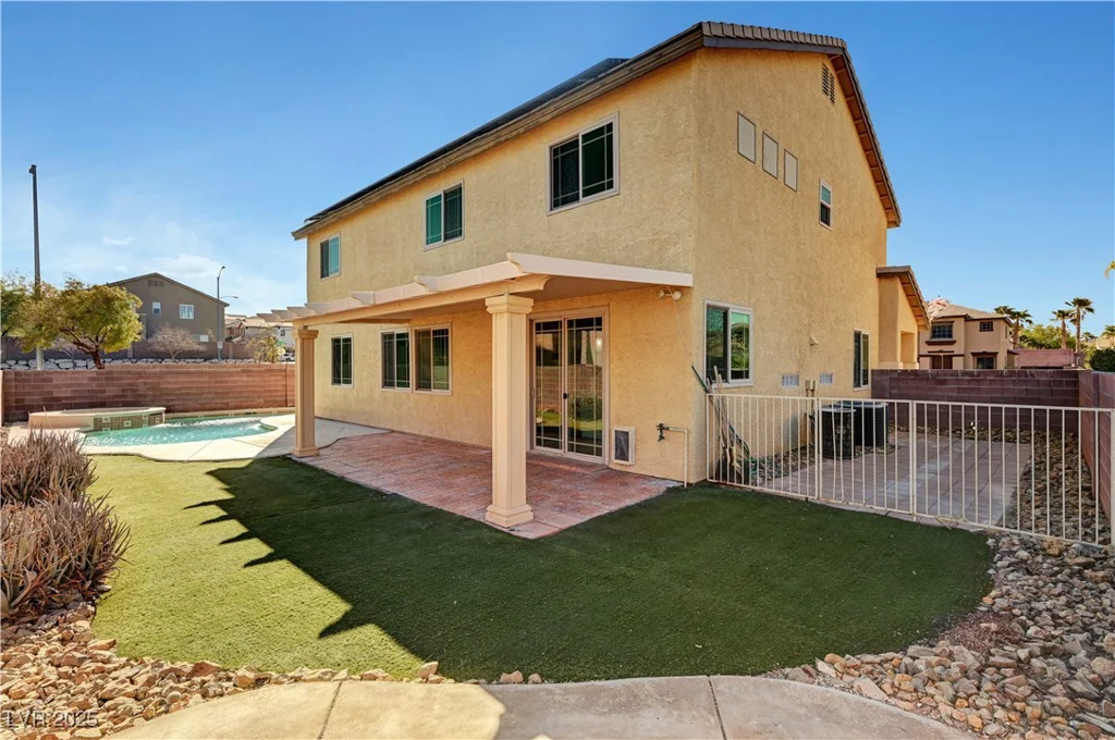 58 Desert Castle, Henderson, NV 89012