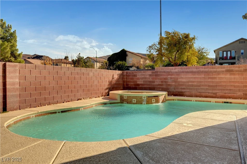 58 Desert Castle, Henderson, NV 89012