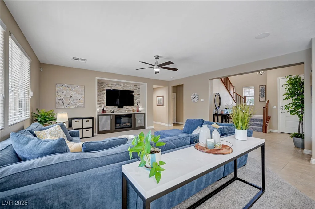 7195 Morningside Ranch, Las Vegas, NV 89113