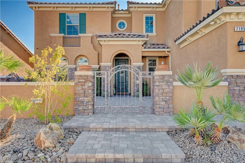 7195 Morningside Ranch, Las Vegas, NV 89113