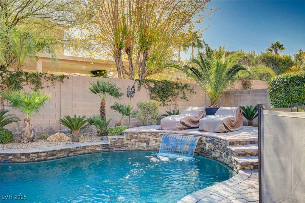 7195 Morningside Ranch, Las Vegas, NV 89113