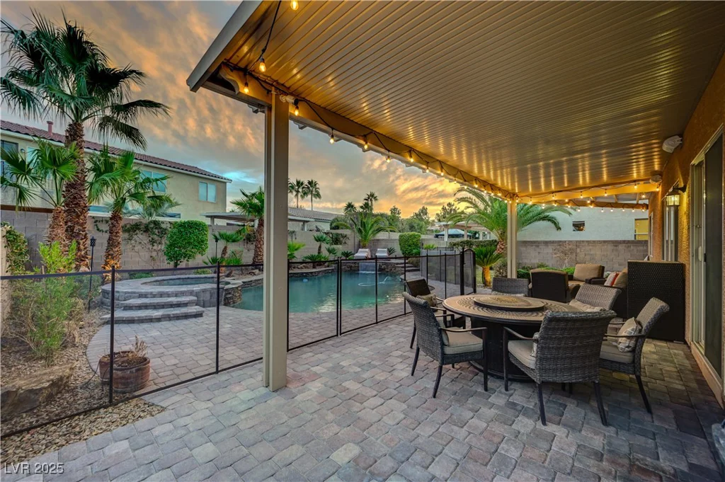7195 Morningside Ranch, Las Vegas, NV 89113