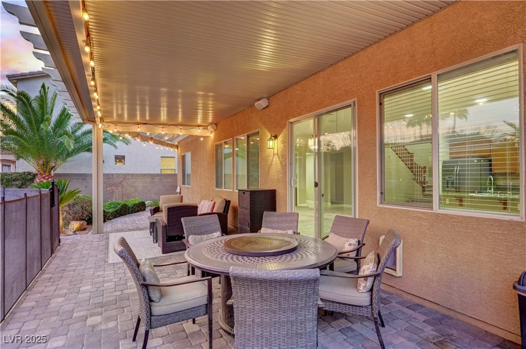 7195 Morningside Ranch, Las Vegas, NV 89113