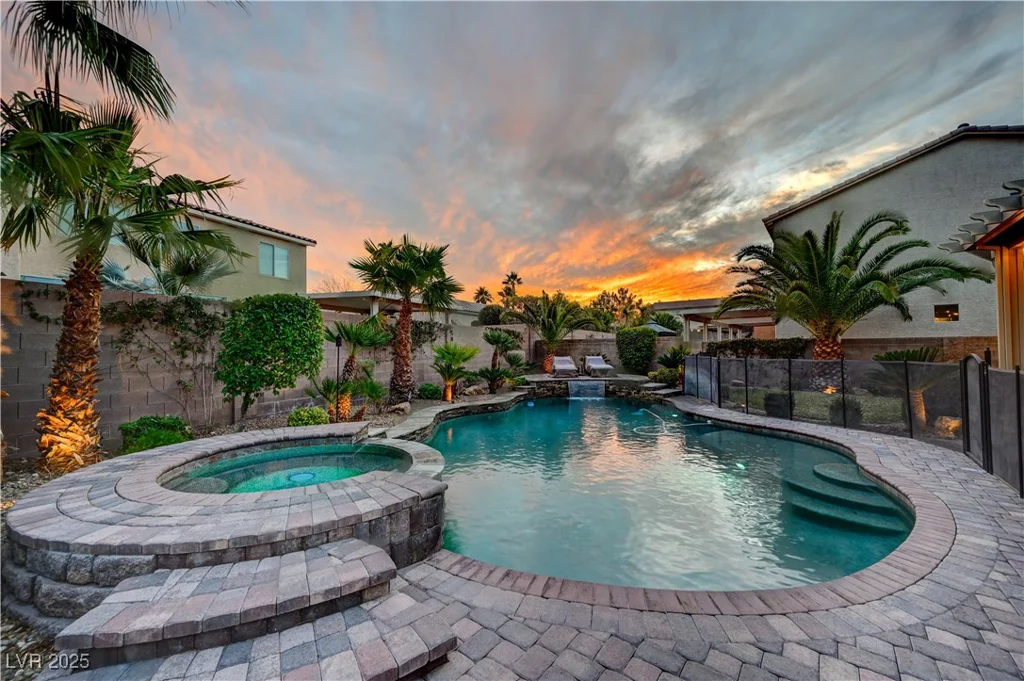 7195 Morningside Ranch, Las Vegas, NV 89113