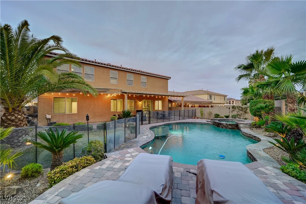 7195 Morningside Ranch, Las Vegas, NV 89113