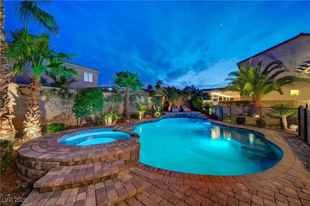 7195 Morningside Ranch, Las Vegas, NV 89113