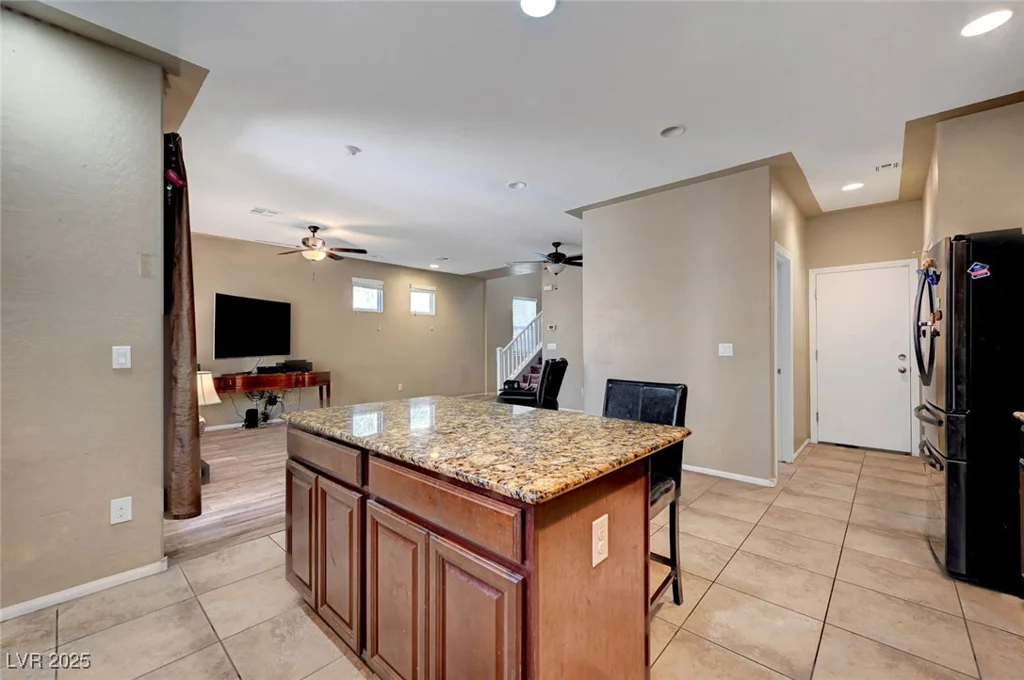 5465 Buckeye Lake, Las Vegas, NV 89122