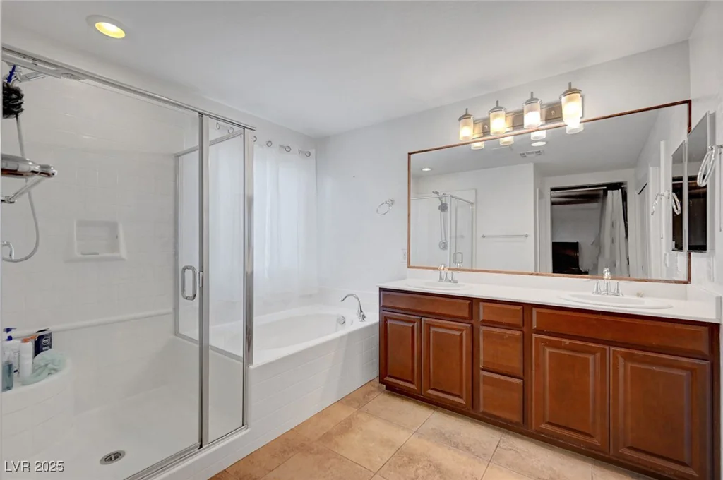 5465 Buckeye Lake, Las Vegas, NV 89122