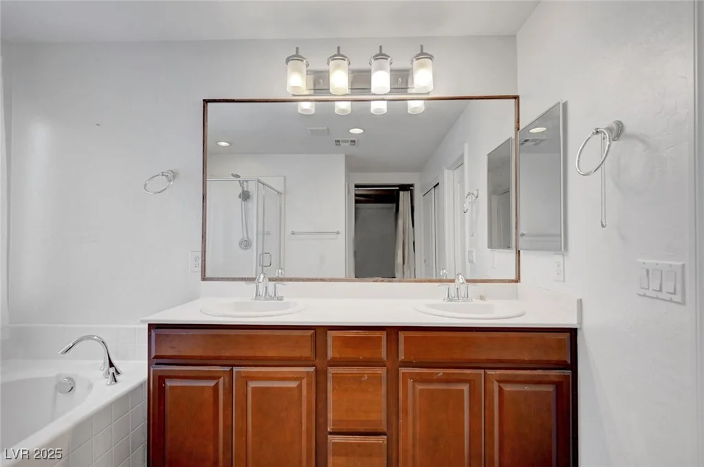 5465 Buckeye Lake, Las Vegas, NV 89122