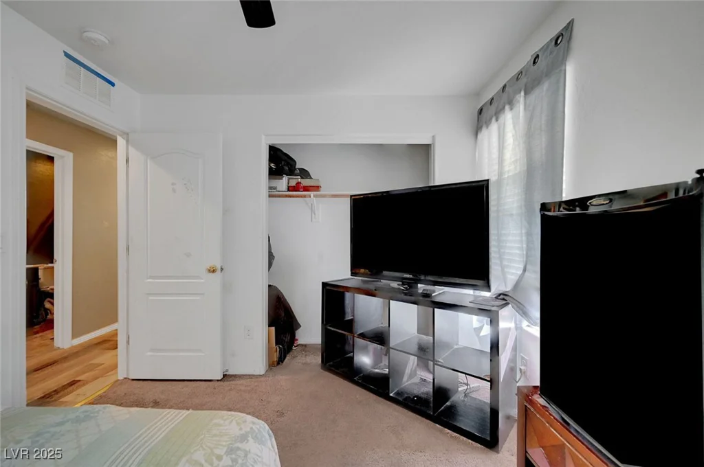 5465 Buckeye Lake, Las Vegas, NV 89122