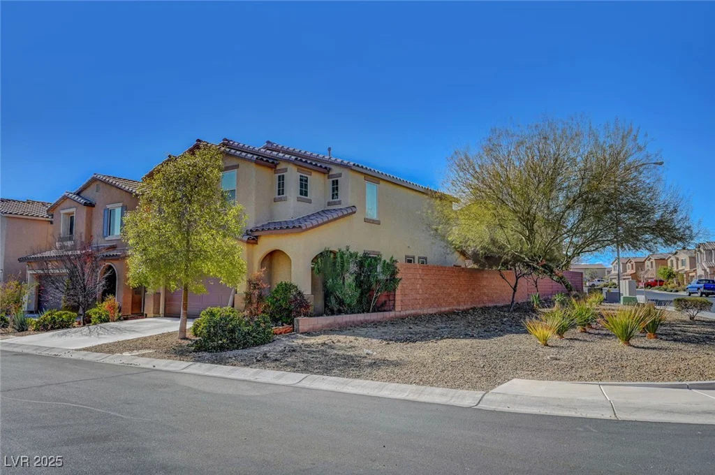 5465 Buckeye Lake, Las Vegas, NV 89122