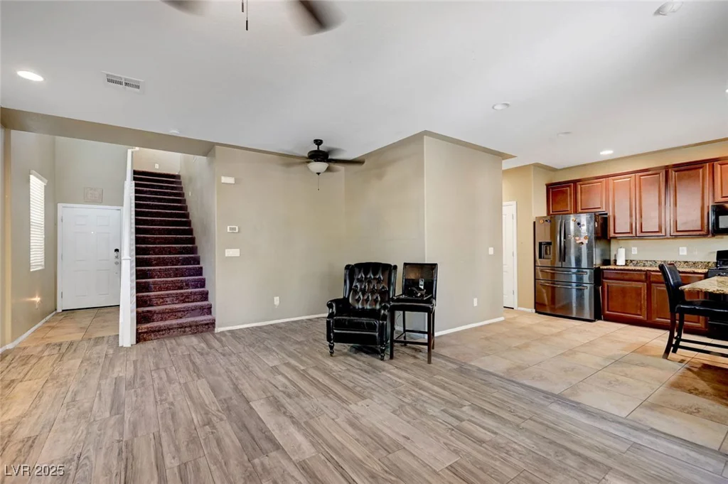 5465 Buckeye Lake, Las Vegas, NV 89122