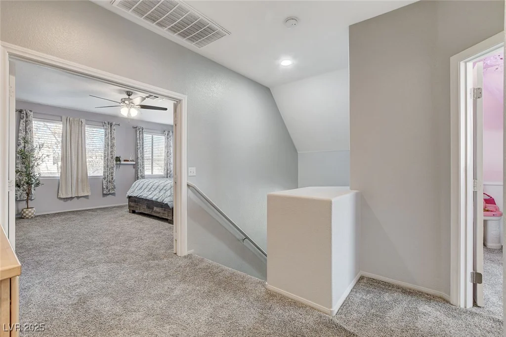 7549 Splashing Rock, Las Vegas, NV 89131
