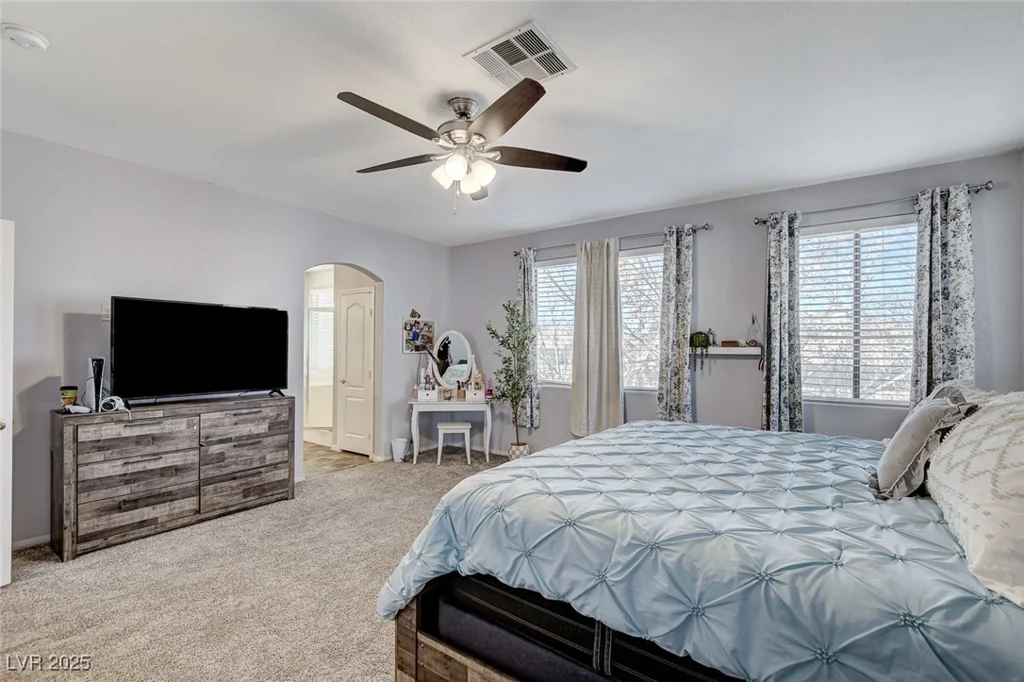 7549 Splashing Rock, Las Vegas, NV 89131