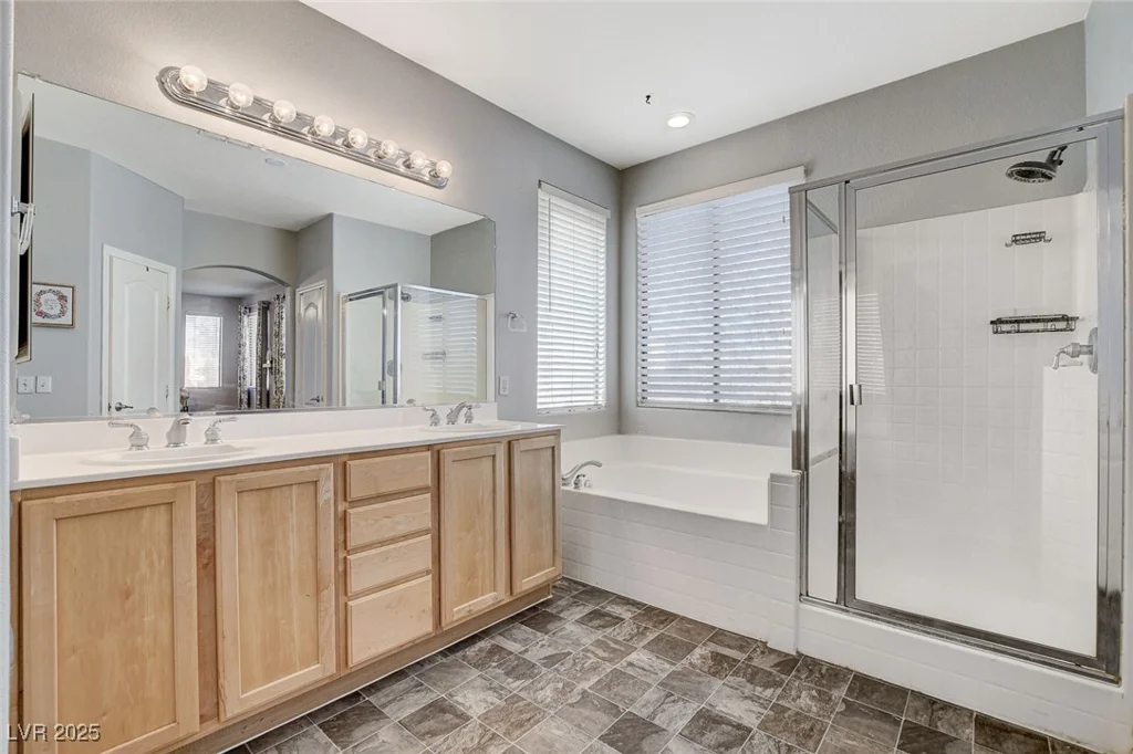 7549 Splashing Rock, Las Vegas, NV 89131