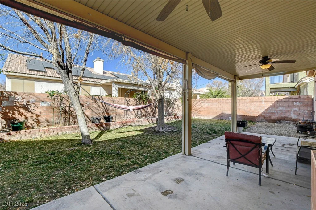 7549 Splashing Rock, Las Vegas, NV 89131