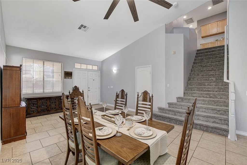 7549 Splashing Rock, Las Vegas, NV 89131