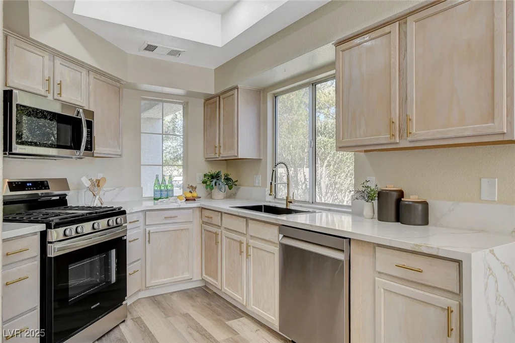 9309 Deer Lodge, Las Vegas, NV 89129