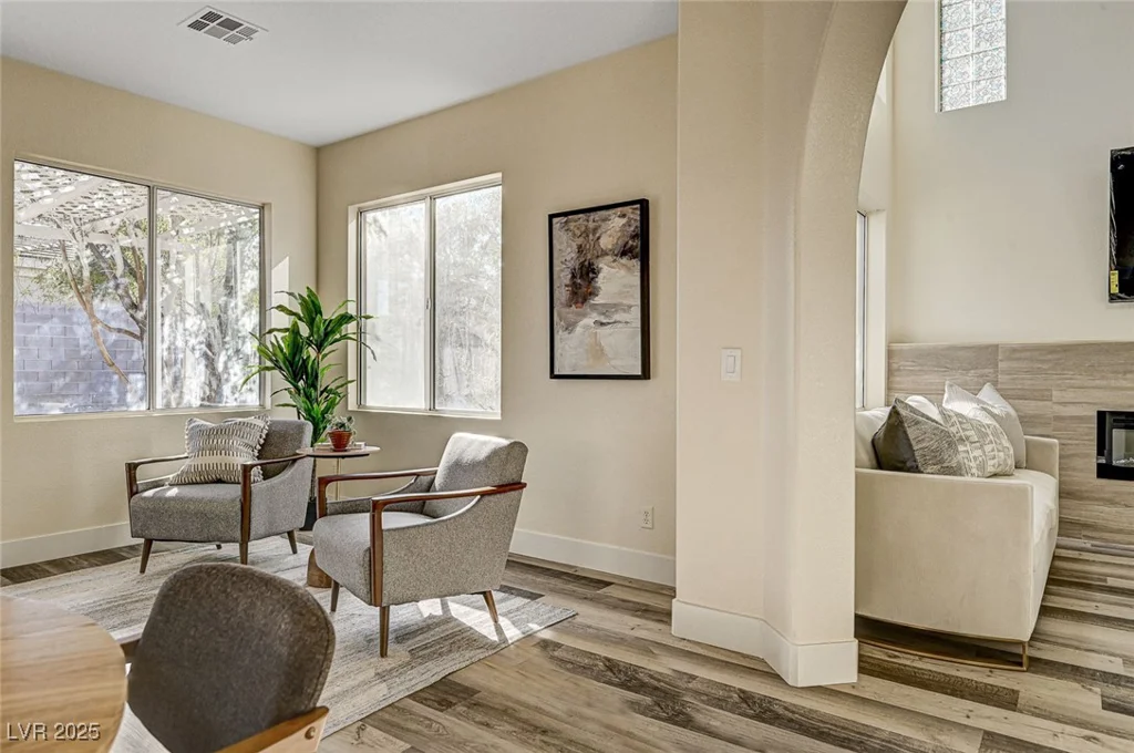 9309 Deer Lodge, Las Vegas, NV 89129