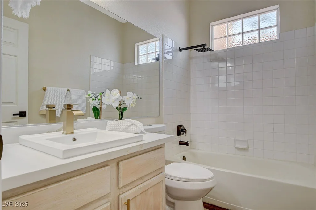 9309 Deer Lodge, Las Vegas, NV 89129