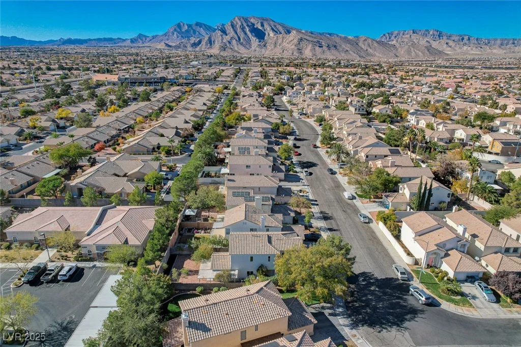 9309 Deer Lodge, Las Vegas, NV 89129