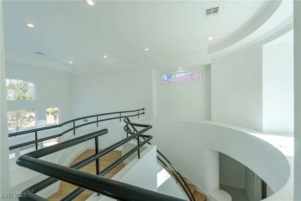 8208 Horseshoe Bend, Las Vegas, NV 89113