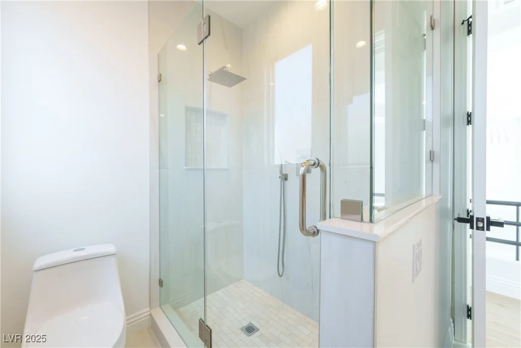 8208 Horseshoe Bend, Las Vegas, NV 89113