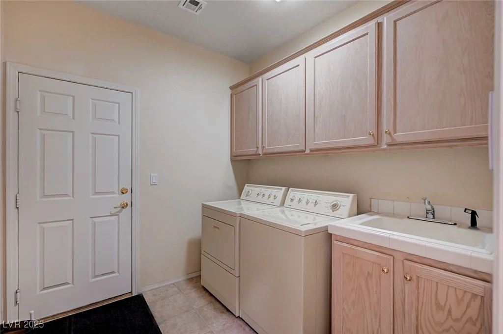 533 Tuscany View, Las Vegas, NV 89145