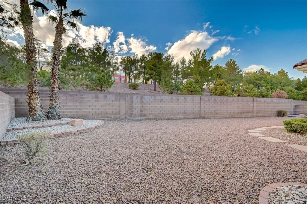 533 Tuscany View, Las Vegas, NV 89145