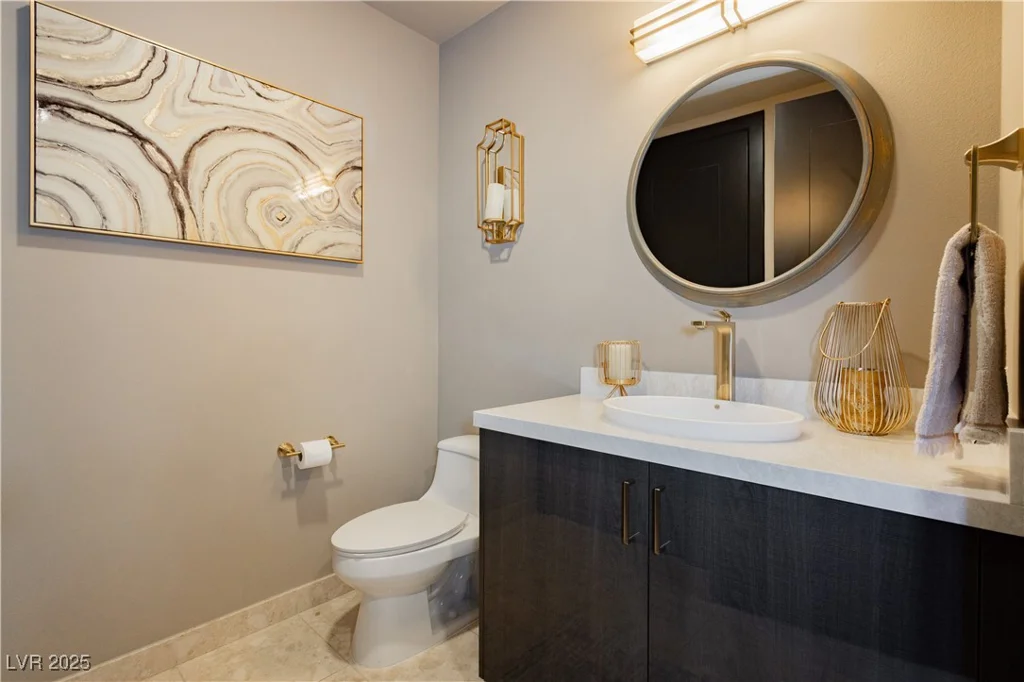 4575 Dean Martin, Las Vegas, NV 89103