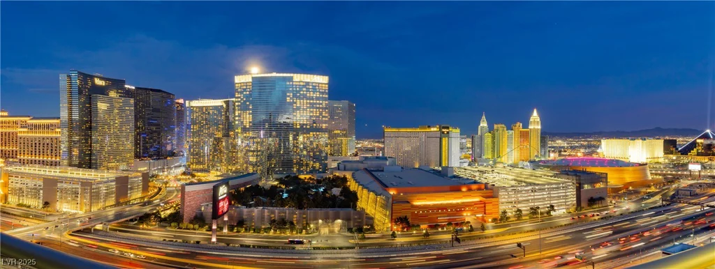4575 Dean Martin, Las Vegas, NV 89103