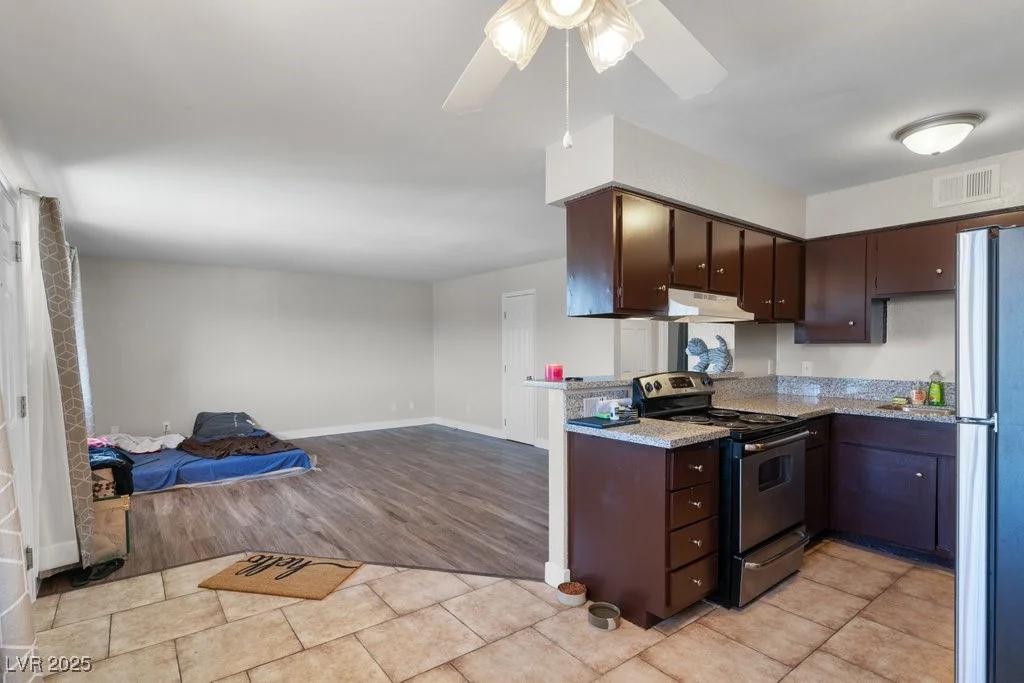 4260 Vornsand, Las Vegas, NV 89115