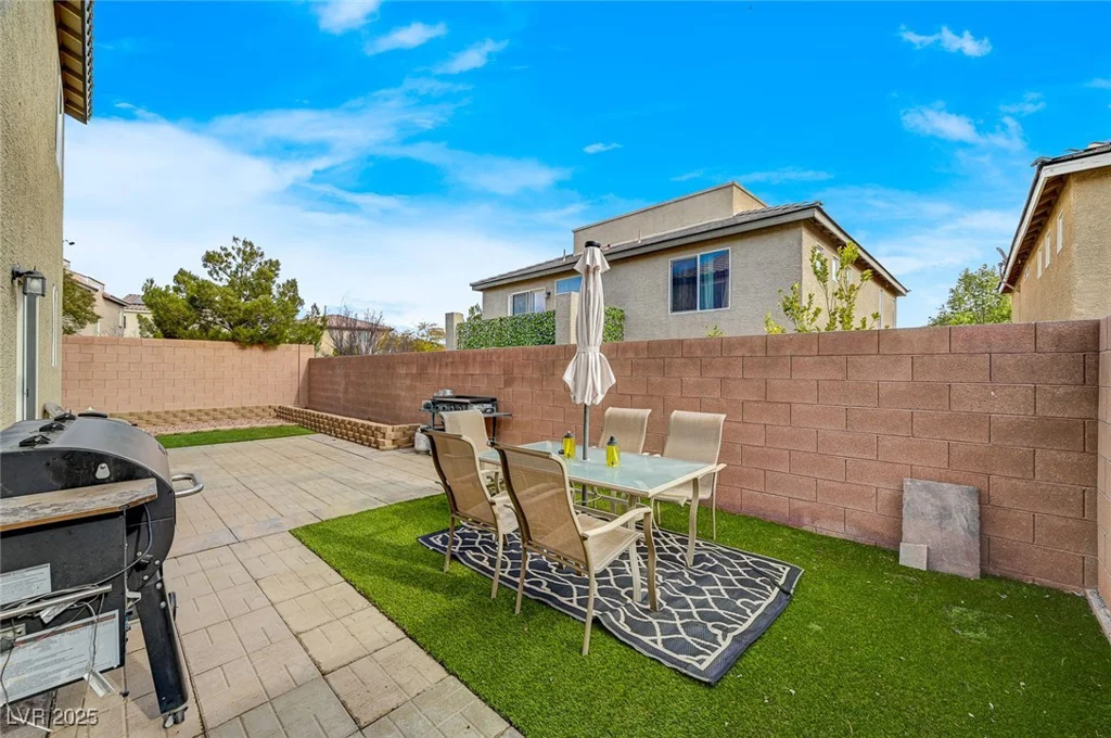 7856 Pyramid Peak, Las Vegas, NV 89166