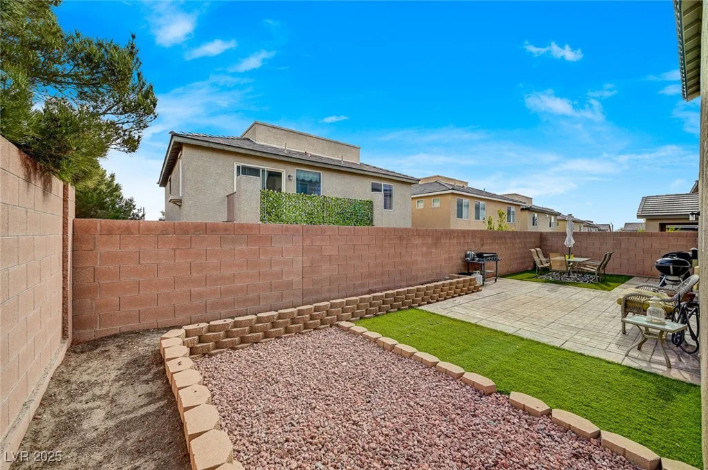 7856 Pyramid Peak, Las Vegas, NV 89166