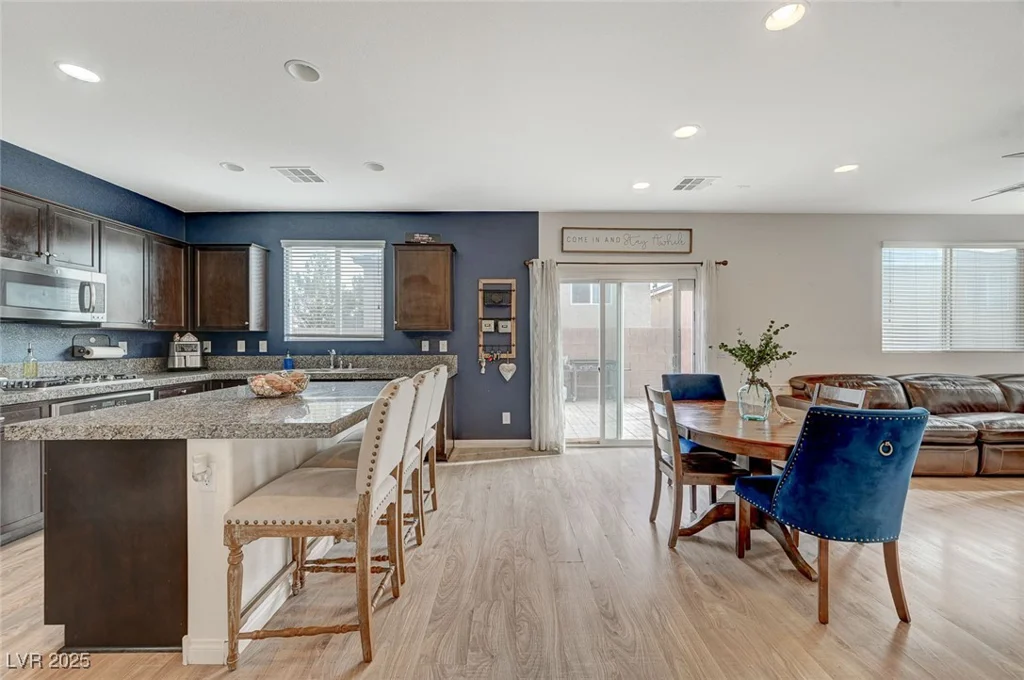 7856 Pyramid Peak, Las Vegas, NV 89166