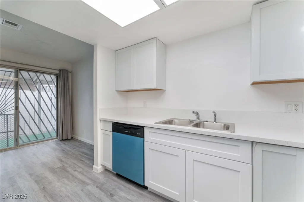 228 Bruce, Las Vegas, NV 89101