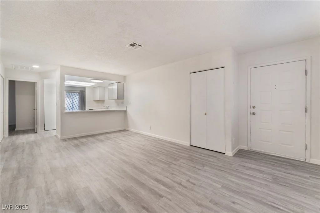 228 Bruce, Las Vegas, NV 89101