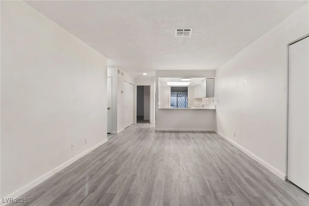 228 Bruce, Las Vegas, NV 89101