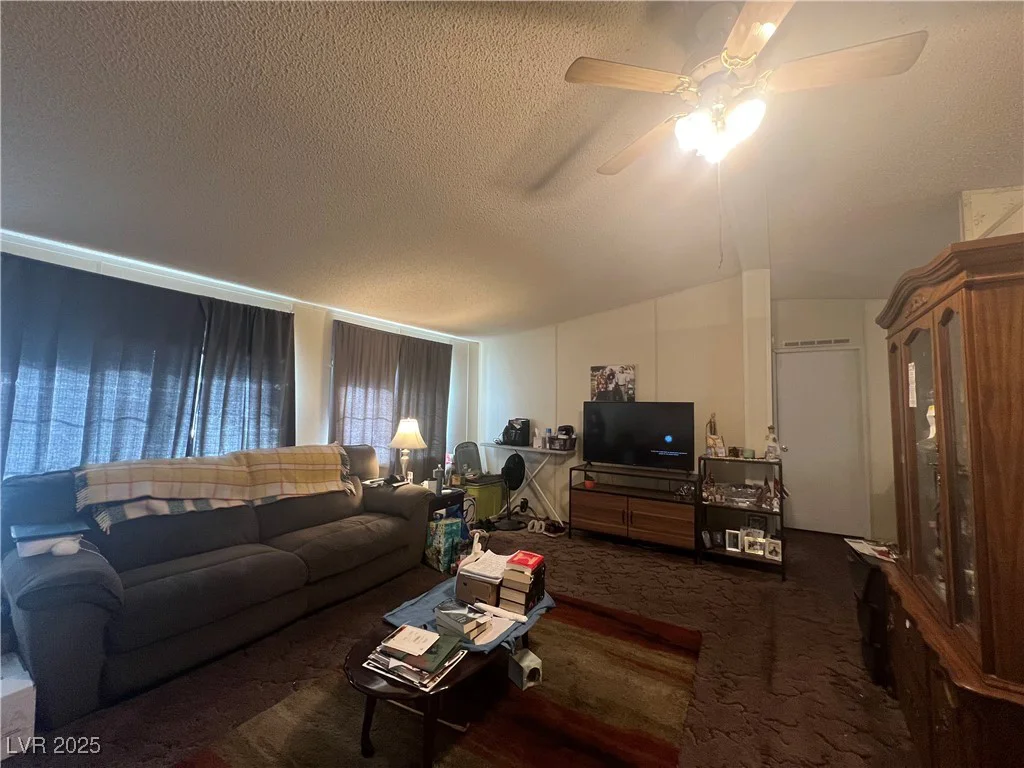 4575 Sandirose, Las Vegas, NV 89122