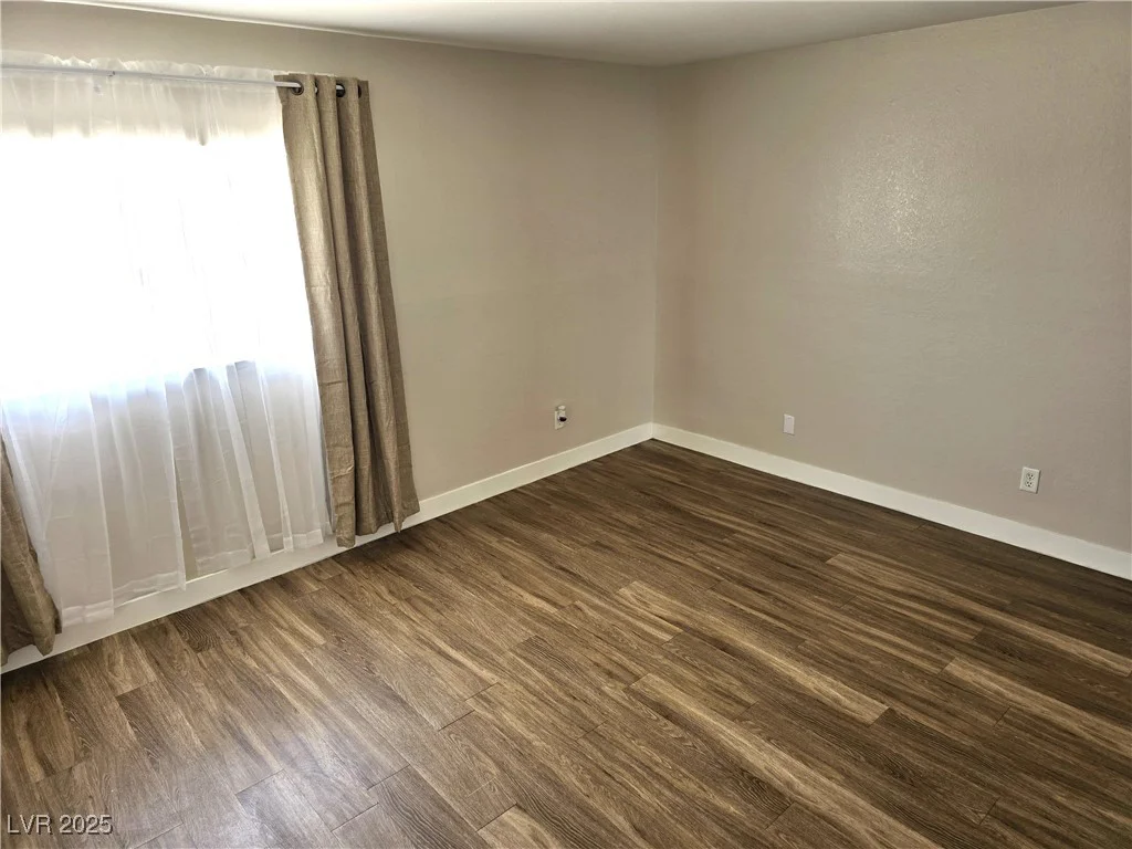 4368 Vornsand, Las Vegas, NV 89115