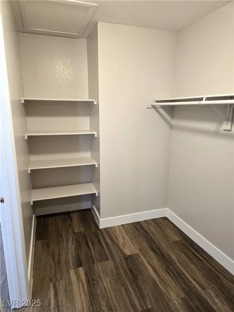 4368 Vornsand, Las Vegas, NV 89115