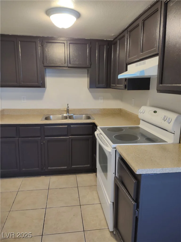 4368 Vornsand, Las Vegas, NV 89115