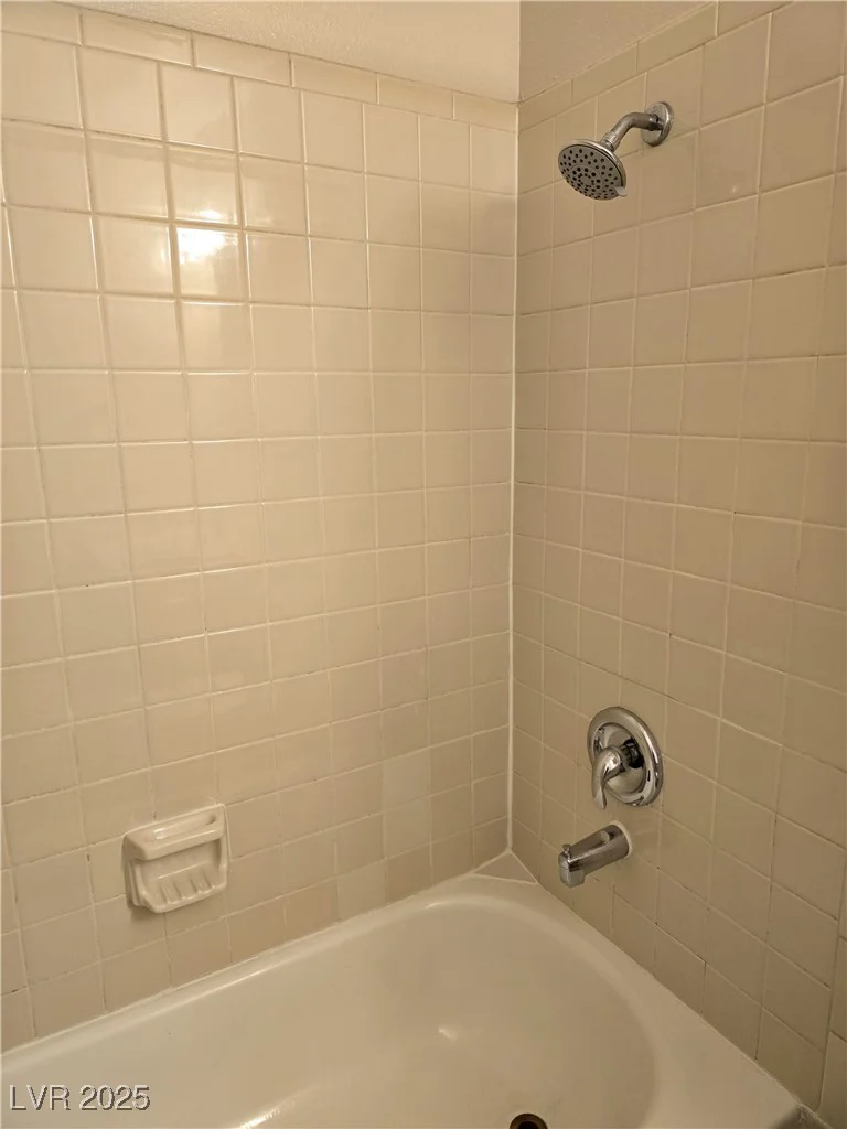 4368 Vornsand, Las Vegas, NV 89115