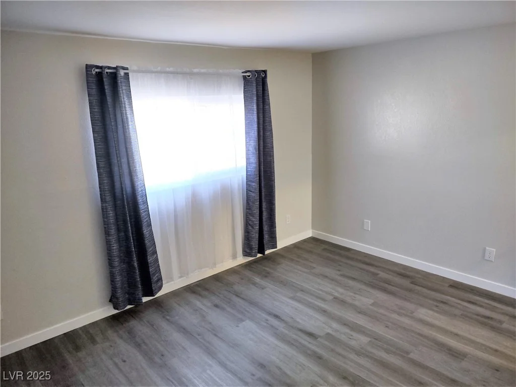 4368 Vornsand, Las Vegas, NV 89115