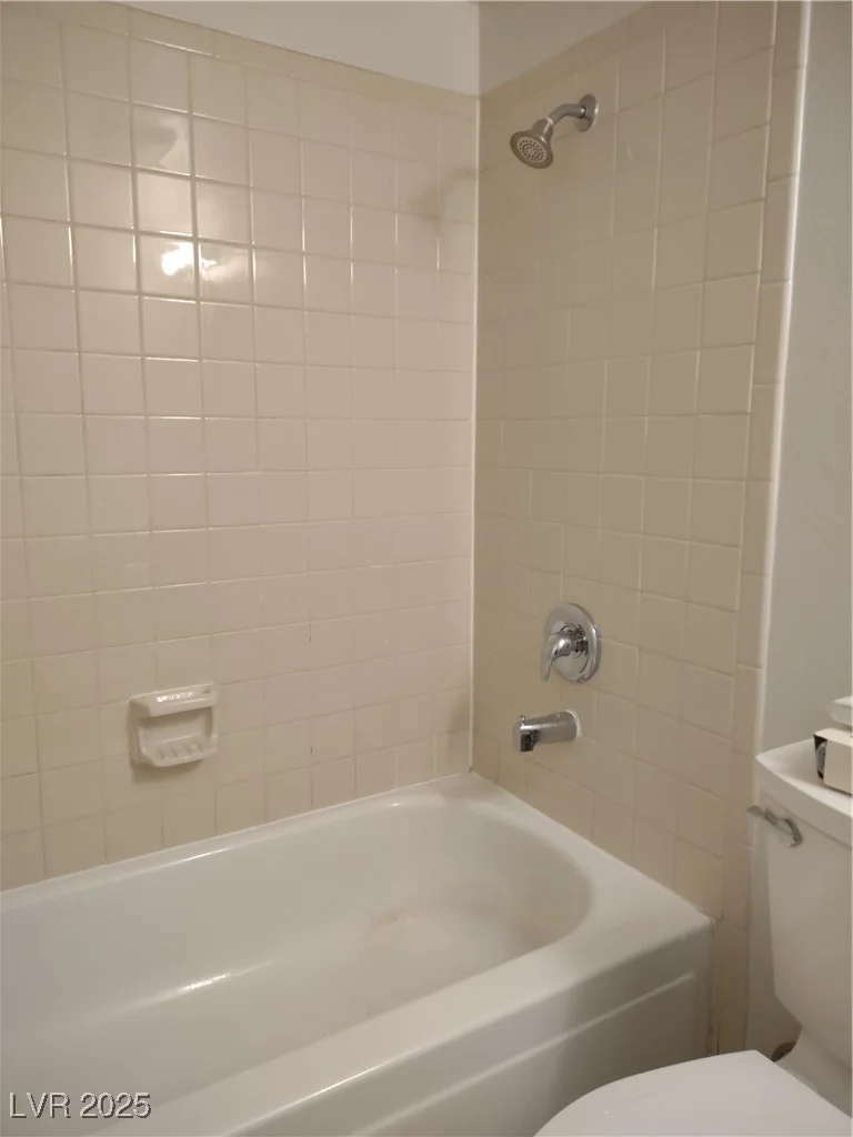 4368 Vornsand, Las Vegas, NV 89115