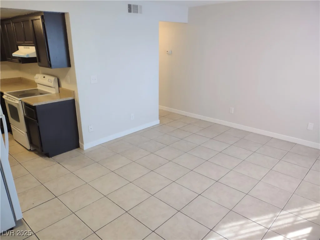 4368 Vornsand, Las Vegas, NV 89115